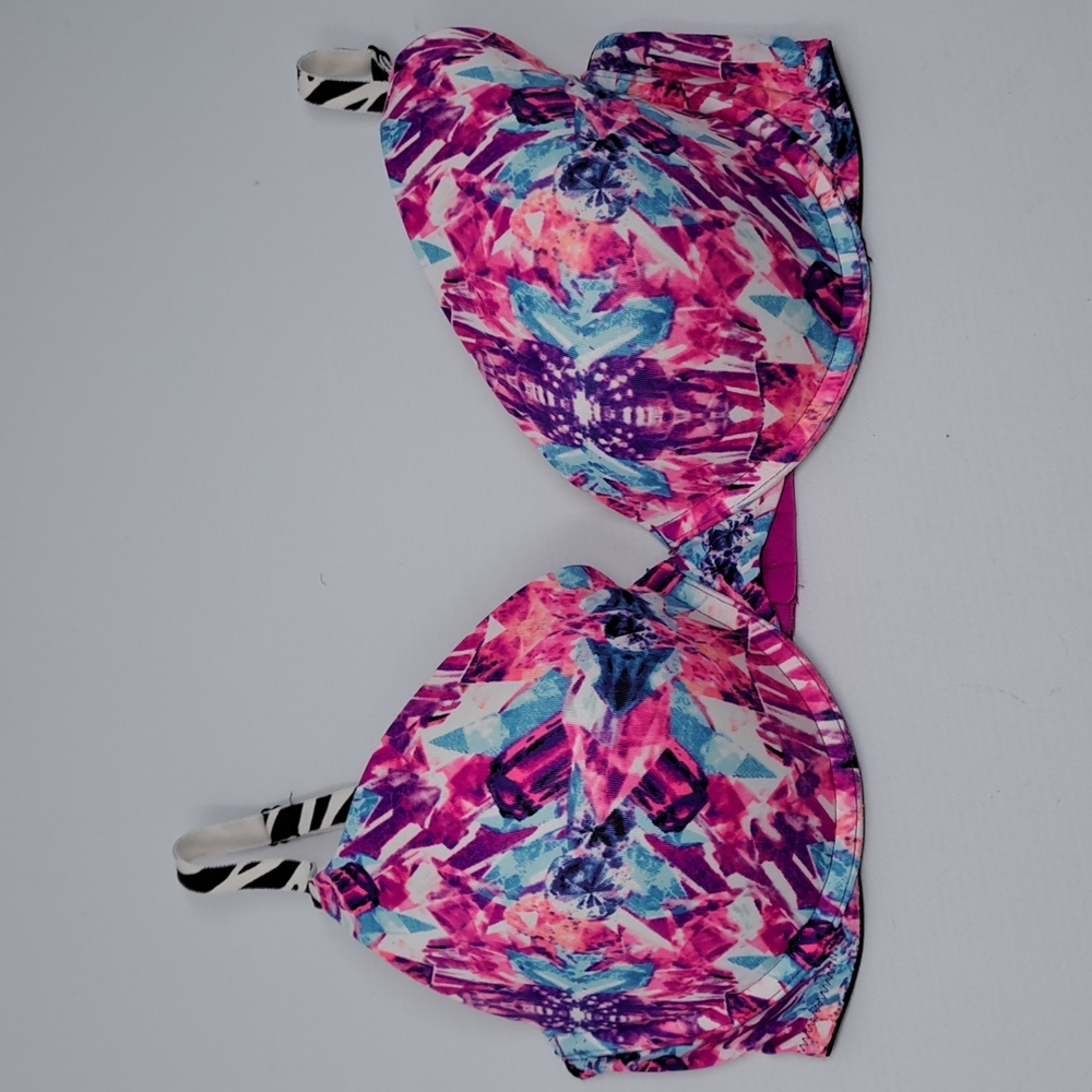 Pink Victoria's Secret Wear Everywhere Push-up Pigeonnant Bra Size 36D